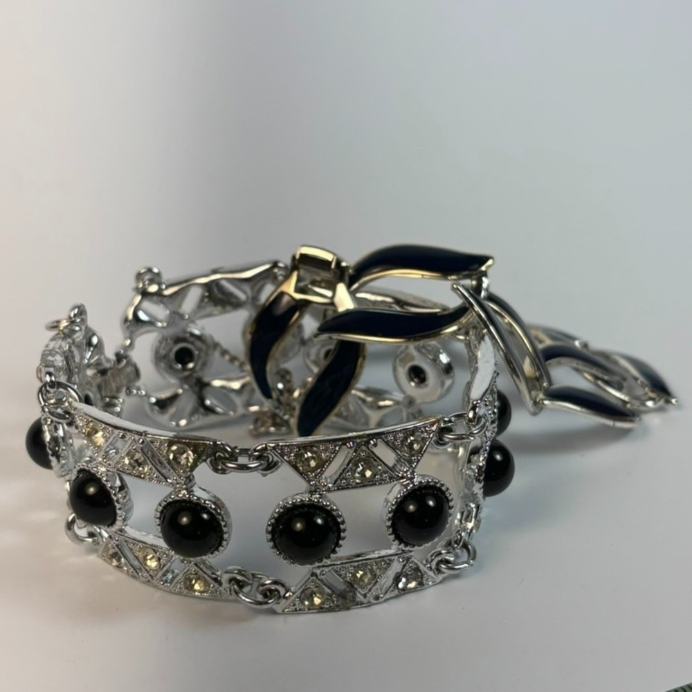 Vintage Bracelet Bundle Silver Tone Black Napier Sarah Coventry Signed - Picture 8 of 14